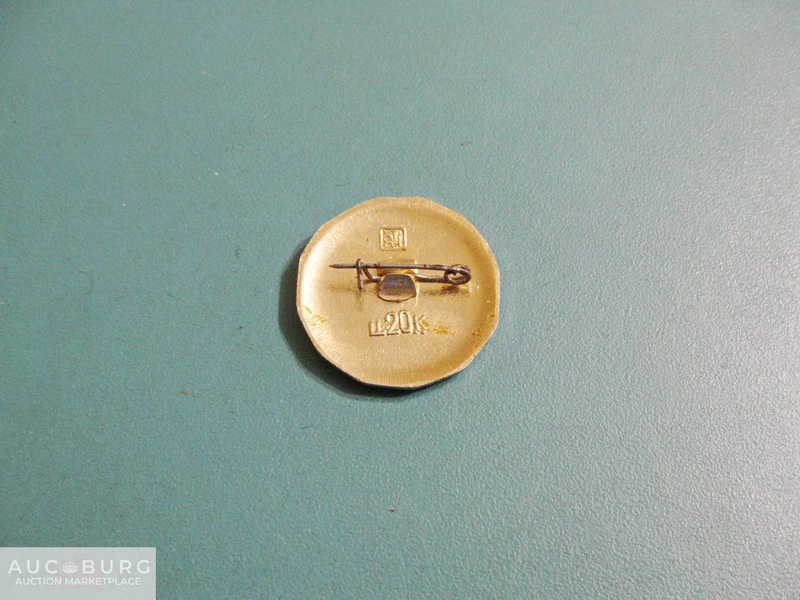 Красный. Древний герб. - additional Photos